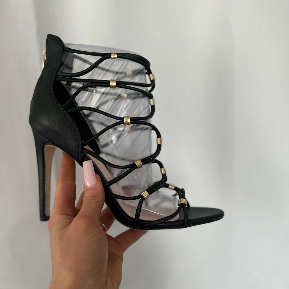 Black Strappy Aldo Sandal Heels size 8